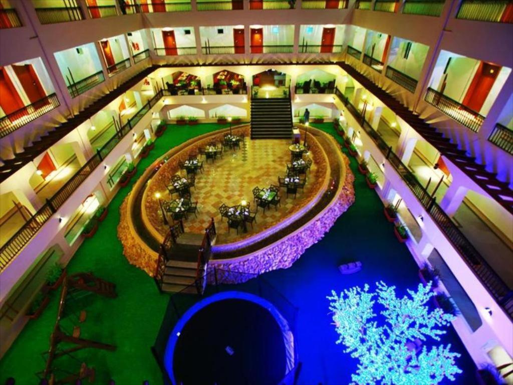 Johny International Hotel Muscat Exteriör bild